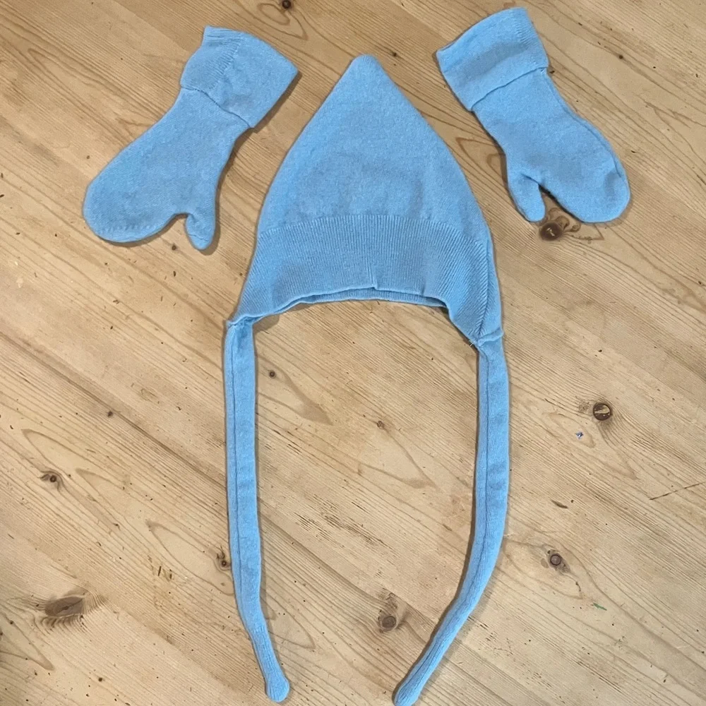 Upcycled Pure Scottish Wool Nordic Scandi Toddler Hat and Gloves